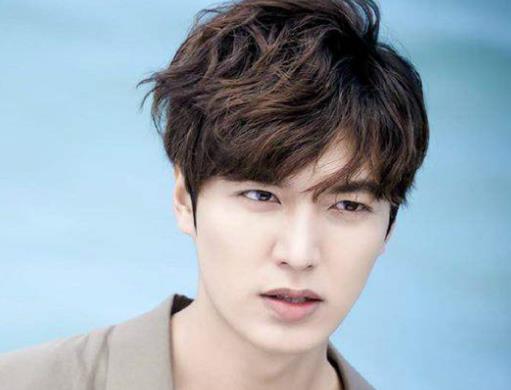 2020韓國愛豆ins粉絲排名,Lisa長得又純又欲,Jennie知名度高