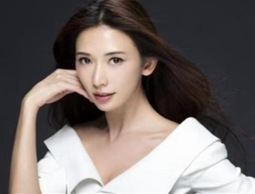 中國十大首席名模排名,劉雯、何穗都是維多利亞的秘密的常客