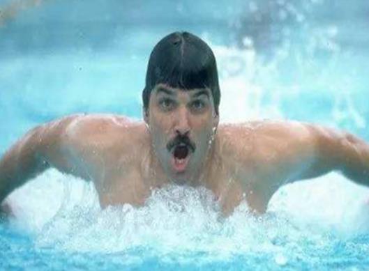 世界十大游泳健將,克斯蒂娜·艾蓋爾塞吉、亞歷山大·波波夫技巧嫻熟