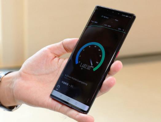 2020性價(jià)比最高的手機(jī)排名,三星s20、華為P40中端價(jià)格高端品質(zhì)