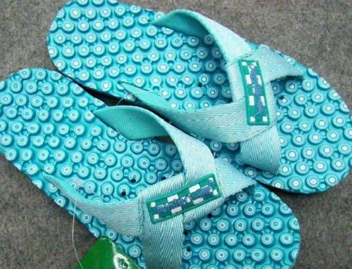 質(zhì)量好的家居拖鞋品牌排名,寶人拖鞋、寶峰拖鞋口碑過(guò)硬