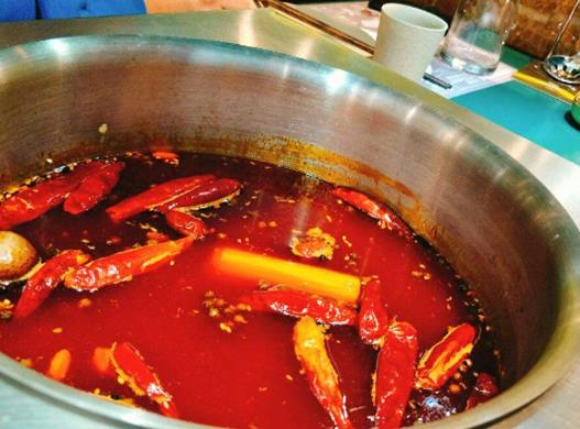 吉林十大火鍋店排行榜,鼎匯豐重慶老火鍋、燈火小團(tuán)圓重慶老火鍋很不錯(cuò)