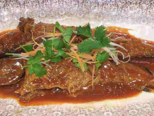 哈爾濱美食店排行榜,紅博中央公園食林、松花江索道星空夜宴十分愜意