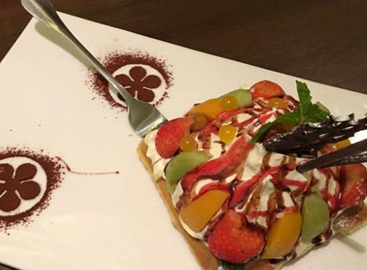 蘇州十大熱門(mén)小吃店排名,老成都吃貨鋪人氣火爆、潘玉麟糖粥攤要排隊(duì)