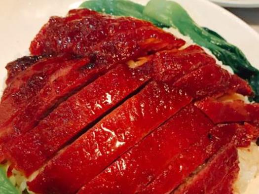 蘇州十大熱門(mén)小吃店排名,老成都吃貨鋪人氣火爆、潘玉麟糖粥攤要排隊(duì)