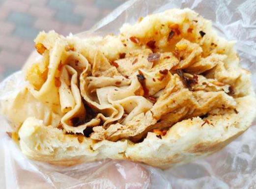 蘇州十大熱門(mén)小吃店排名,老成都吃貨鋪人氣火爆、潘玉麟糖粥攤要排隊(duì)