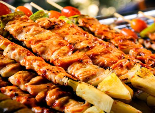 北海十大燒烤店排行榜,俏東風海鮮餐廳、聚友緣燒烤就餐環境舒適