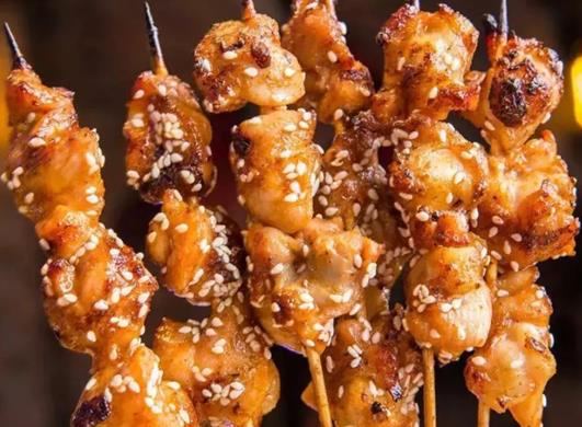 北海十大燒烤店排行榜,俏東風海鮮餐廳、聚友緣燒烤就餐環境舒適