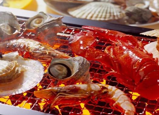 北海十大燒烤店排行榜,俏東風海鮮餐廳、聚友緣燒烤就餐環境舒適