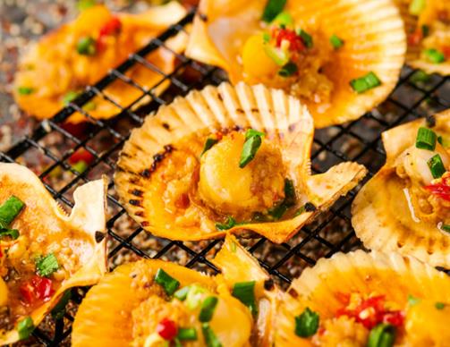 北海十大燒烤店排行榜,俏東風海鮮餐廳、聚友緣燒烤就餐環境舒適