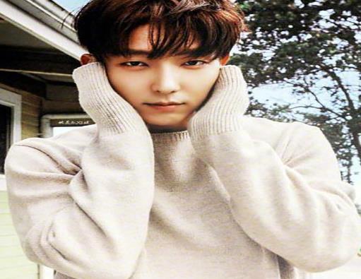 韓國十大美男明星排行,孔劉很暖會照顧人,玄彬的氣質溫文儒雅