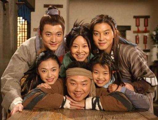 中國十大電視劇排行,《還珠格格》是瓊瑤最有名的作品,《武林外傳》很經(jīng)典