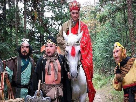 中國十大電視劇排行,《還珠格格》是瓊瑤最有名的作品,《武林外傳》很經(jīng)典