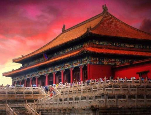 能夠介紹旅游勝地的APP,賽導游視覺體驗感好,小鹿導游讓旅游更輕松