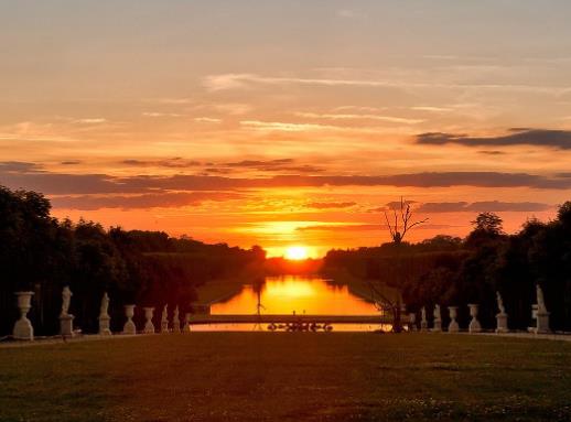 能夠介紹旅游勝地的APP,賽導游視覺體驗感好,小鹿導游讓旅游更輕松