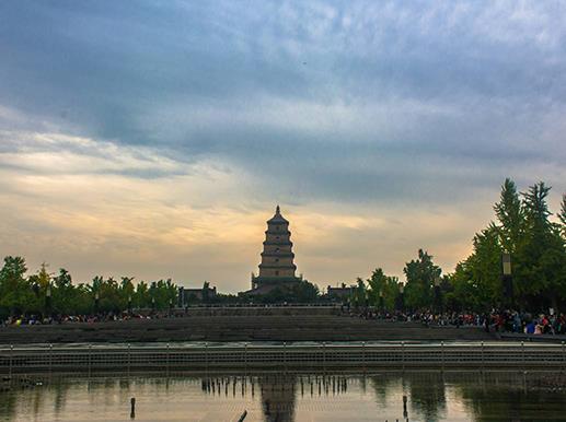 中國(guó)最美的十大古建筑排名,萬(wàn)里長(zhǎng)城是奇跡,莫高窟是佛教藝術(shù)的寶庫(kù)