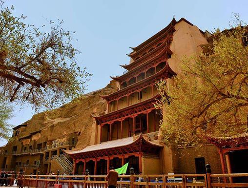 中國(guó)最美的十大古建筑排名,萬(wàn)里長(zhǎng)城是奇跡,莫高窟是佛教藝術(shù)的寶庫(kù)