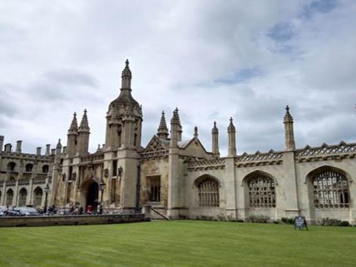 十大英國名牌大學(xué)排行榜,劍橋大學(xué)、牛津大學(xué)國際公認(rèn)的學(xué)術(shù)地位高