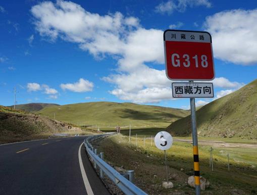 中國十大最美天路排名,塔克拉瑪干沙漠公路、新藏公路景色美