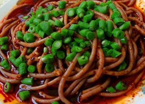 陜西十大美食排行榜,肉夾饃爽而不膩、陜西涼皮口感十足