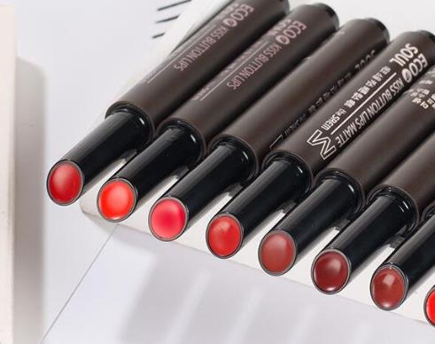 2021韓國口紅品牌排行榜,3CE霧面唇膏、蘭芝雙色立體唇膏出色又出彩