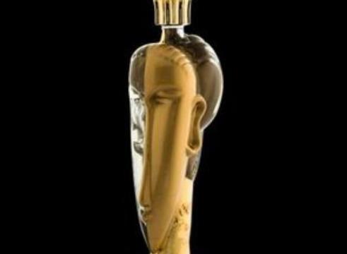 世界十大奢侈礦泉水排名,比佛利山莊90h20、莫迪利亞尼礦泉水都很貴