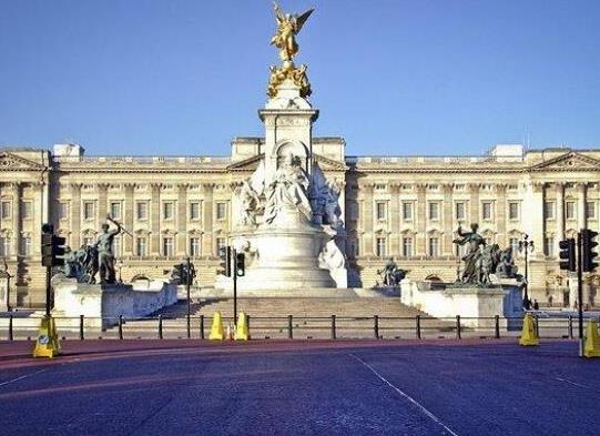 世界十大著名宮殿排行榜,故宮歷史研究價值高、布達拉宮氣勢恢宏