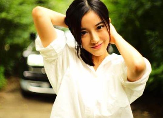 中國最美十大90后校花排行榜,迪麗熱巴、古力娜扎美得有特色