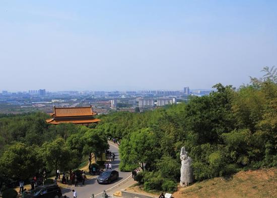 南京十大名山排行榜,棲霞山是六朝勝跡、紫金山森林的覆蓋率高