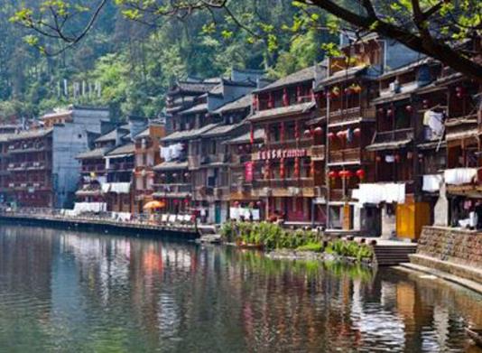 廣西十大古鎮(zhèn)排行榜,黃姚古鎮(zhèn)歷史悠久、興坪古鎮(zhèn)有著天然風(fēng)景區(qū)