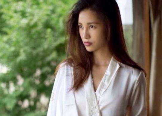 中國十大著名攝影師排名,郎靜山是以中國繪畫的原理應(yīng)用到攝影上的第一人