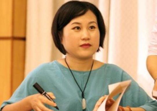 網(wǎng)絡(luò)十大人氣女作家排名,顧漫讓書迷著迷、桐華文章行云流水