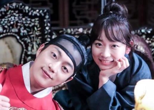 2021年十大韓國網(wǎng)劇排行榜,喜歡的話請響鈴又甜又虐心、奇跡很勵志