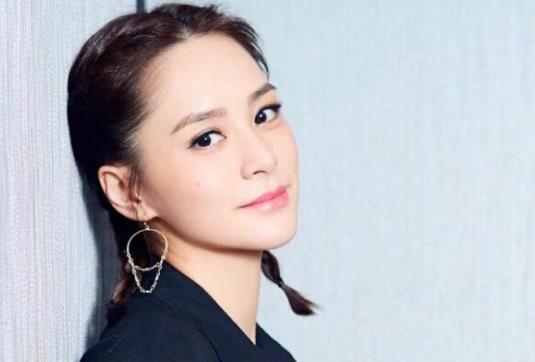 十大英皇旗下藝人排名,李克勤的歌曲很經典、蔡卓妍的歌曲朗朗上口