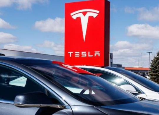 2021年十大轎車品牌,勞斯萊斯性能好、賓利動力配置尤為出眾