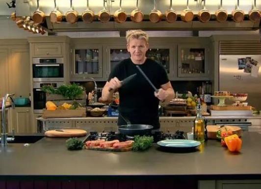 歐美十大頂級(jí)廚師排名,喬·盧布松米其林總星數(shù)最多、艾倫·杜卡斯聞名世界