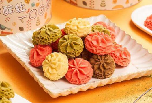 小紅書十大零食排名,ROYCE生巧克力入口即化、LADUREE馬卡龍口感十足