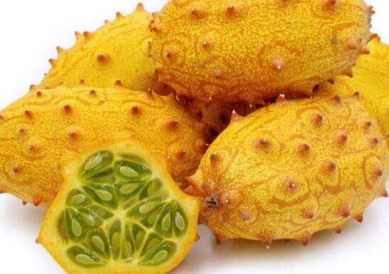 十大形狀最奇葩的水果,蓮霧被譽為“水果皇帝”、荔枝果又稱為阿基果