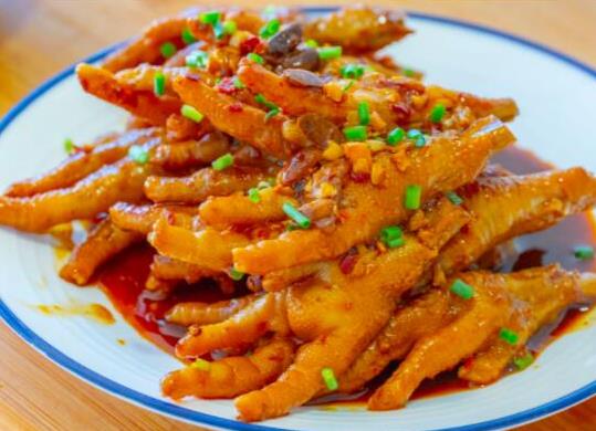 最受歡迎的十種廣式早茶,紅糖馬拉糕較為常見、水晶蝦餃鮮美可口