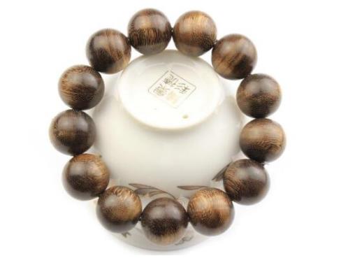 十大木質手串排行榜,崖柏木質手串、小葉紫檀木質手串有內涵