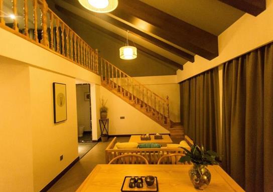 湖州十大最美民宿排行榜,南潯花跡民宿設(shè)施齊全、囿舍民宿交通便利