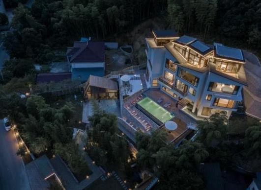 湖州十大最美民宿排行榜,南潯花跡民宿設(shè)施齊全、囿舍民宿交通便利