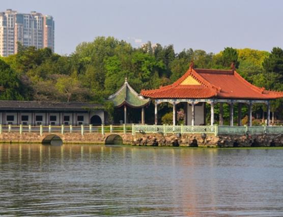 無錫十大著名景點(diǎn)排行榜,太湖吸引眾多游客、黿頭渚山水風(fēng)光美