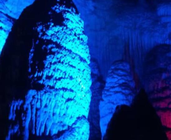 十大重慶旅游必去景點,酉陽桃花源旅游景區、長江三峽風景名勝區風景優美