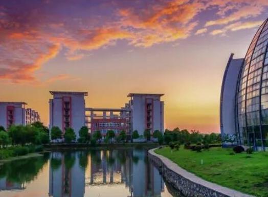 武漢十大最美大學排行榜,武漢大學校園享譽、華中農業大學環境幽雅