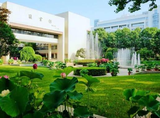 武漢十大最美大學排行榜,武漢大學校園享譽、華中農業大學環境幽雅