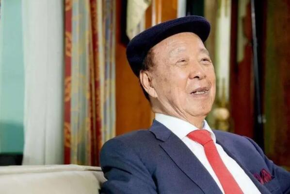 2022年中國(guó)香港十大富豪福布斯排行榜,李嘉誠(chéng)登頂香港首富 2022年中國(guó)香港十大富豪福布斯排行榜,李嘉誠(chéng)登頂香港首富