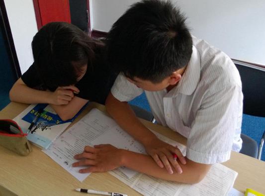 德陽市十大教育培訓機構排名,興唯瑋教育培訓學校幫你鞏固基礎