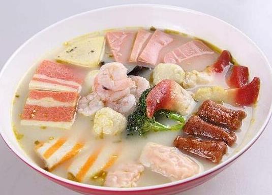 2022必火的擺攤小吃,燒烤經濟實惠、臭豆腐風靡各地