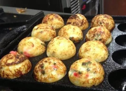 2022必火的擺攤小吃,燒烤經濟實惠、臭豆腐風靡各地